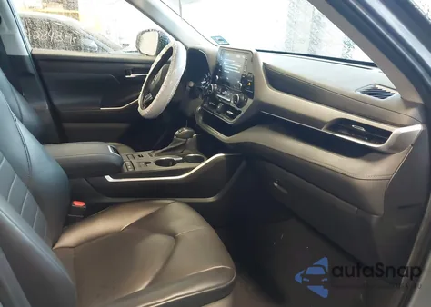 2021 Toyota Highlander Xle из США, поврежденный, VIN 5TDHZRBH0MS057639